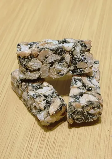黑芝麻花生脆糖